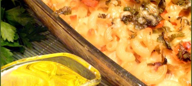 Макаронная запеканка с сёмгой и овощами