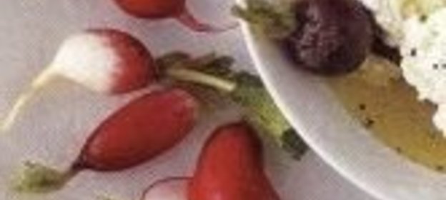 Салат из моркови с курагой