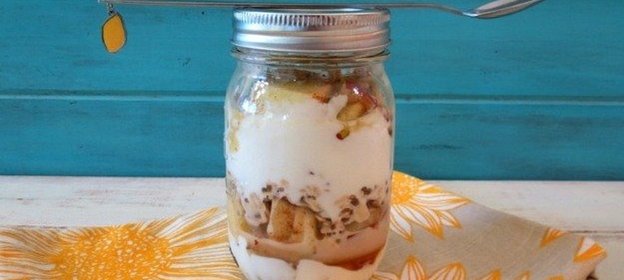 Яблочное парфе с корицей