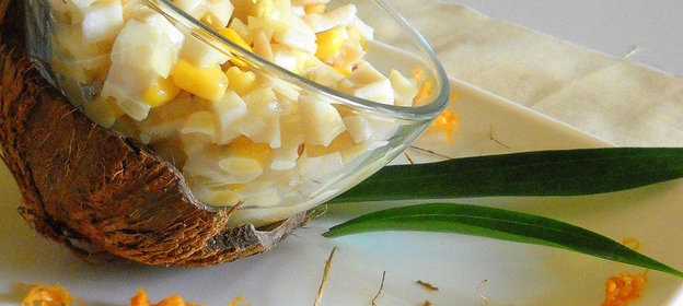 Салат с кальмарами «Морской прибой»