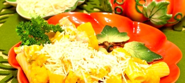 Макароны с тыквой и филе индейки