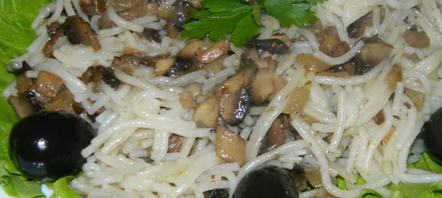 Макароны с грибами