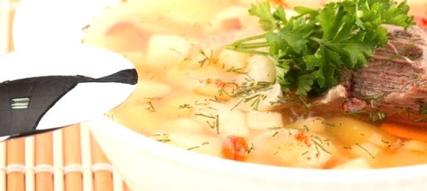 Щи с тушенкой