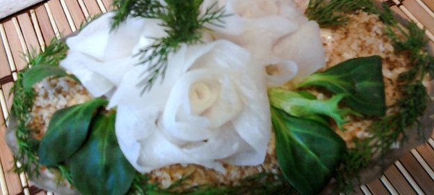 Салат Белые розы