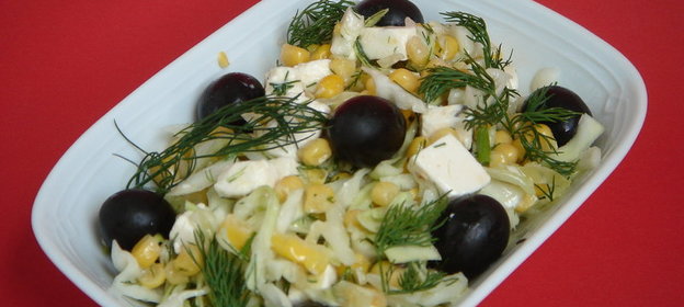 Салат из капусты с сыром Фетакса