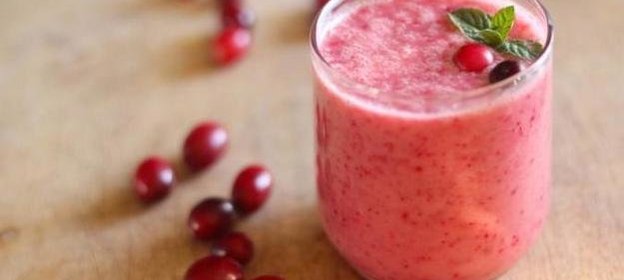 Молочно-клюквенный смузи