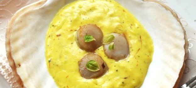 Шафрановый соус на основе голландеза