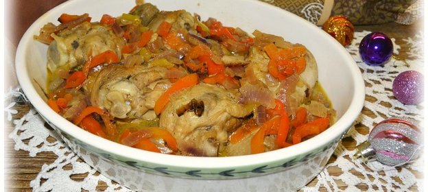 Голени с овощами, тушенные в белом вине