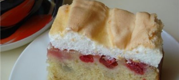 Пирог вишневый с безе(вариант)