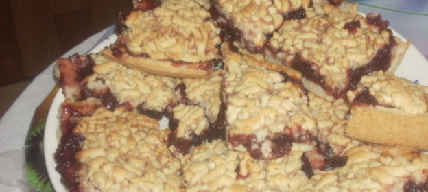 Песочное печенье с вареньем