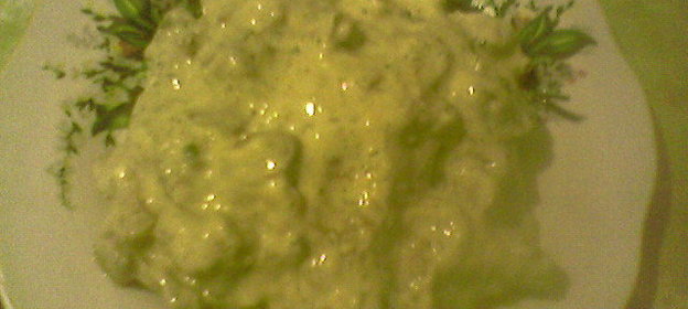 Сырно-молочный соус с грибами и мясом