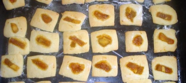 Песочное печенье с вареньем