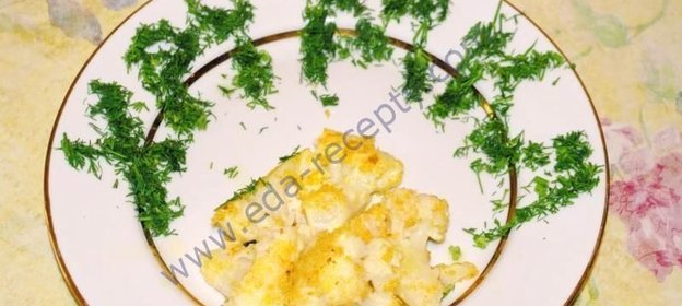 Жареная цветная капуста с яйцом на сковороде