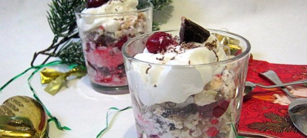 Десерт Снежная вишня