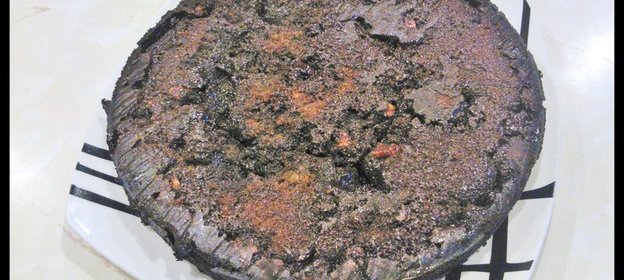 Шоколадные брауни с карамелью и грецким орехом