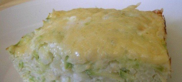 Запеканка из риса и кабачков