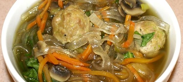 Лапша по-тайски со свининой