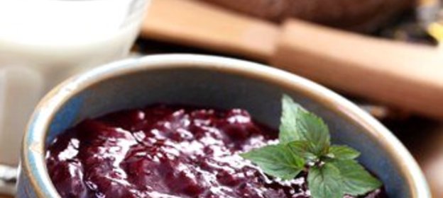 Быстрый сливовый джем с цедрой лайма