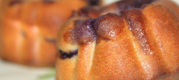 Кексы Встреча с голубикой и грушей