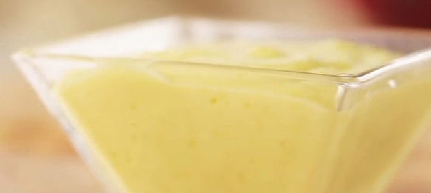 Курица жареная на овощной подушке