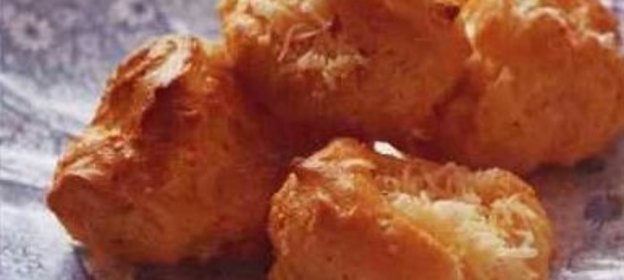 Бутерброды с различными мясными салатами