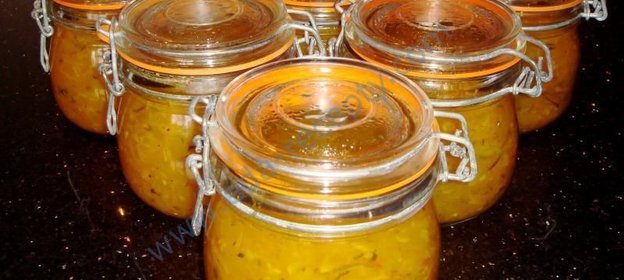 Салат из кабачков с морковью и майонезом