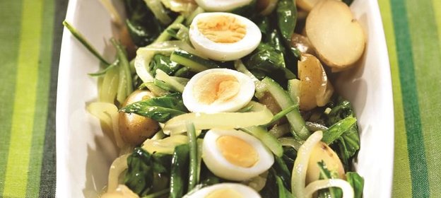 Салат со щавелем и картофелем