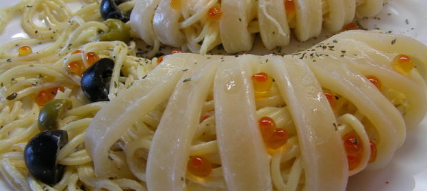 Паста в кальмарах