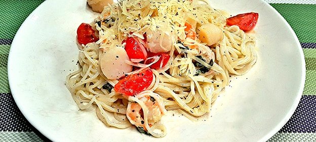 Спагетти с гребешками в сливочном соусе