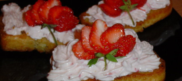 Десерт Красная шапочка