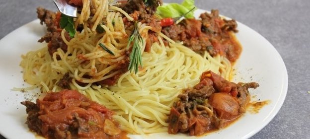 Паста болоньезе