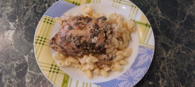 Куриные бедра в сметанном маринаде