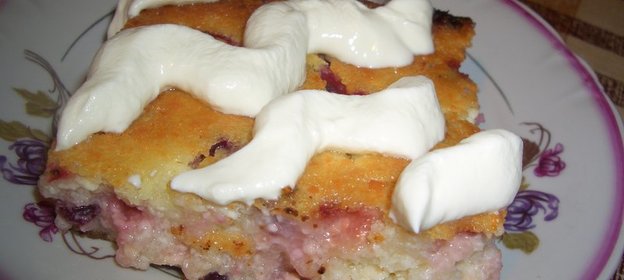 Творожная запеканка с клюквой