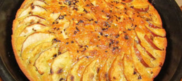 Творожная запеканка с яблоками