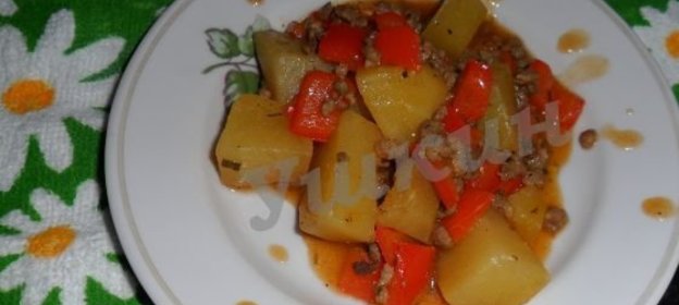 Курица, фаршированная клюквой