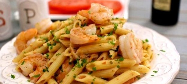 Томатная паста с креветками