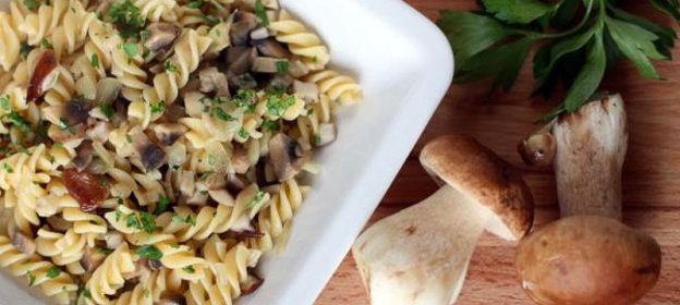 Паста с белыми грибами