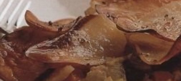 Гусь, фаршированный капустой