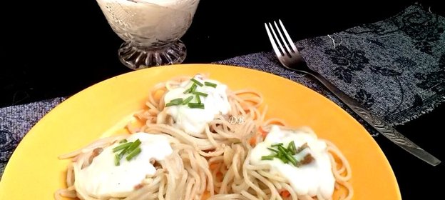 Макароны с фаршем под соусом бешамель