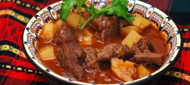 Гуляш из мраморной говядины