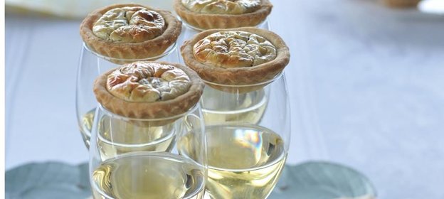 Мини-запеканки из козьего сыра