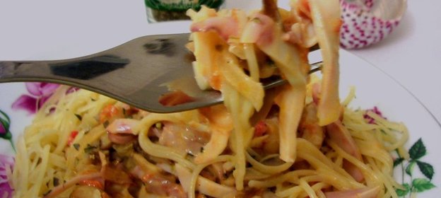 Паста с кальмарами в сливочном соусе