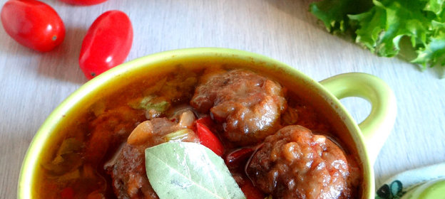 Тефтели в томатно-соевом соусе