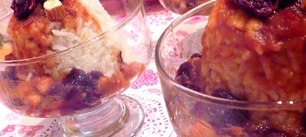 Рис с фруктовым соусом