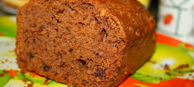 Кекс шоколадный с изюмом