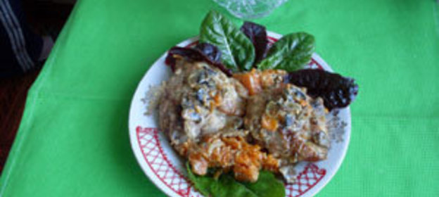 Курица с тыквой и грибами