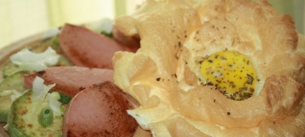 Яичница Солнце в облаках