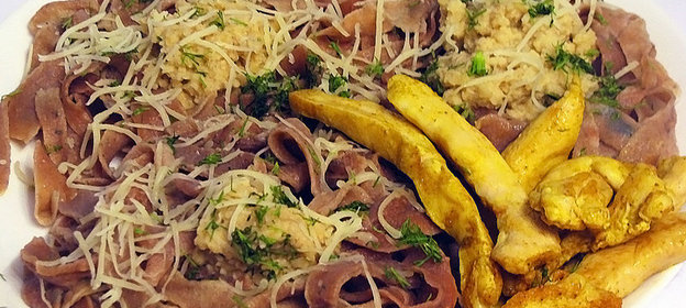 Свекольно-мятные гнезда или праздничная домашняя паста