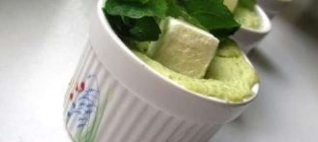 Мятные мини-чизы на пару