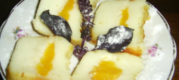 Запеканка манная с персиками